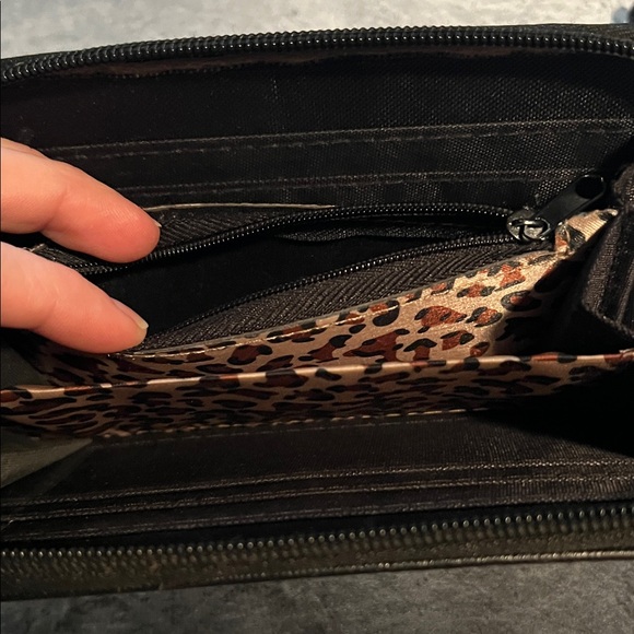 EUC Rebecca & Rifka Black Zip-Around Wristlet Wallet with Gold Medallion - Picture 14 of 16